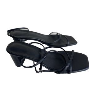 NWOT Strap Black Heel